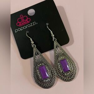 NEW Paparazzi Deco Dreaming Earrings.